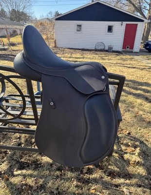 Wintec 500 All-Purpose Saddle with HART Size 17 