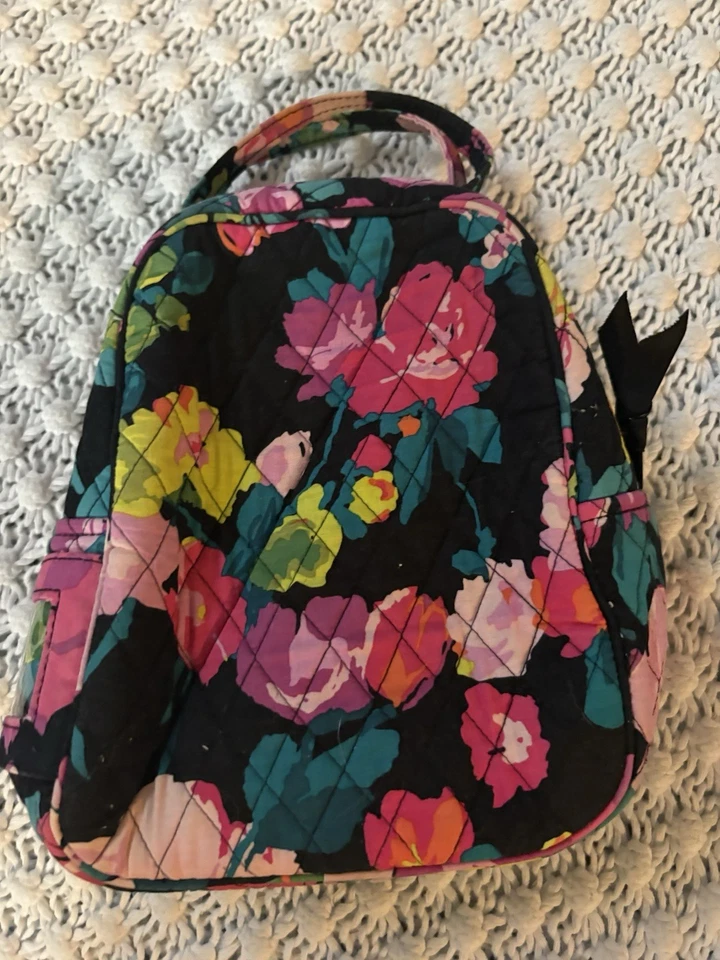 Vera Bradley Hilo Prado Negro y Rosa Floral Almuerzo Ramo Refrigerador Aislado Foto 4 de 4