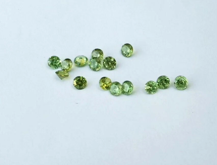 Demantoid garnet 3 mm Excellent Cut each - Image 3 of 4