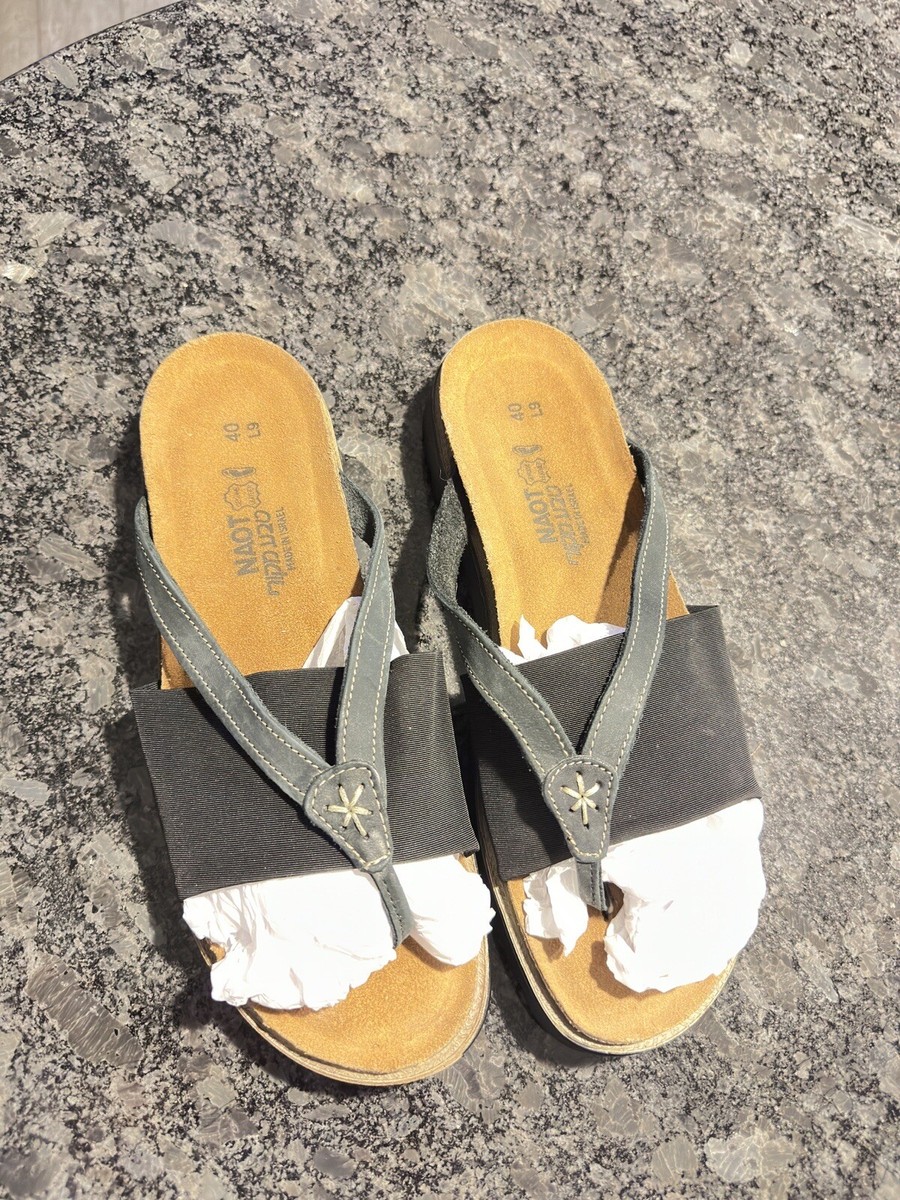 Naot Jennifer Thong Sandals Black 40/US
