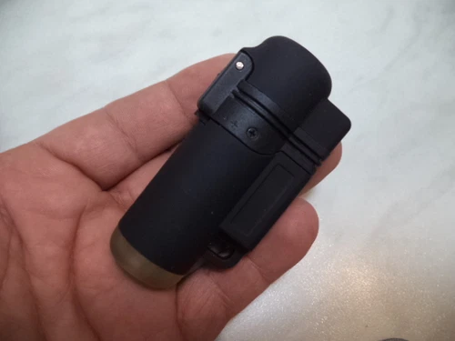 BLACK EASY TORCH ART JET LIGHTER: V01800 GAS RECHARGEABLE NEW