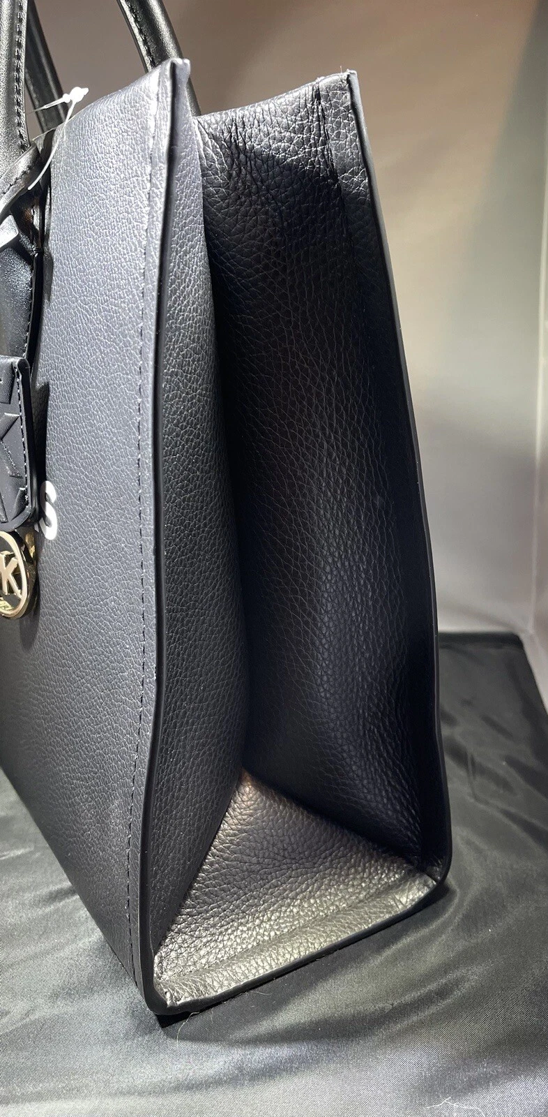 Borsa a tracolla Michael Kors Mirella media in pelle nera nuova con etichetta