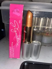 MARY KAY Signature Lipstick GOLD DUST  .13 oz BNIB - Dry - Read