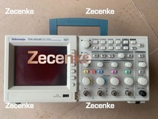Tektronix TDS2024B 4-channel digital storage oscilloscope 200MHz 2GS/s