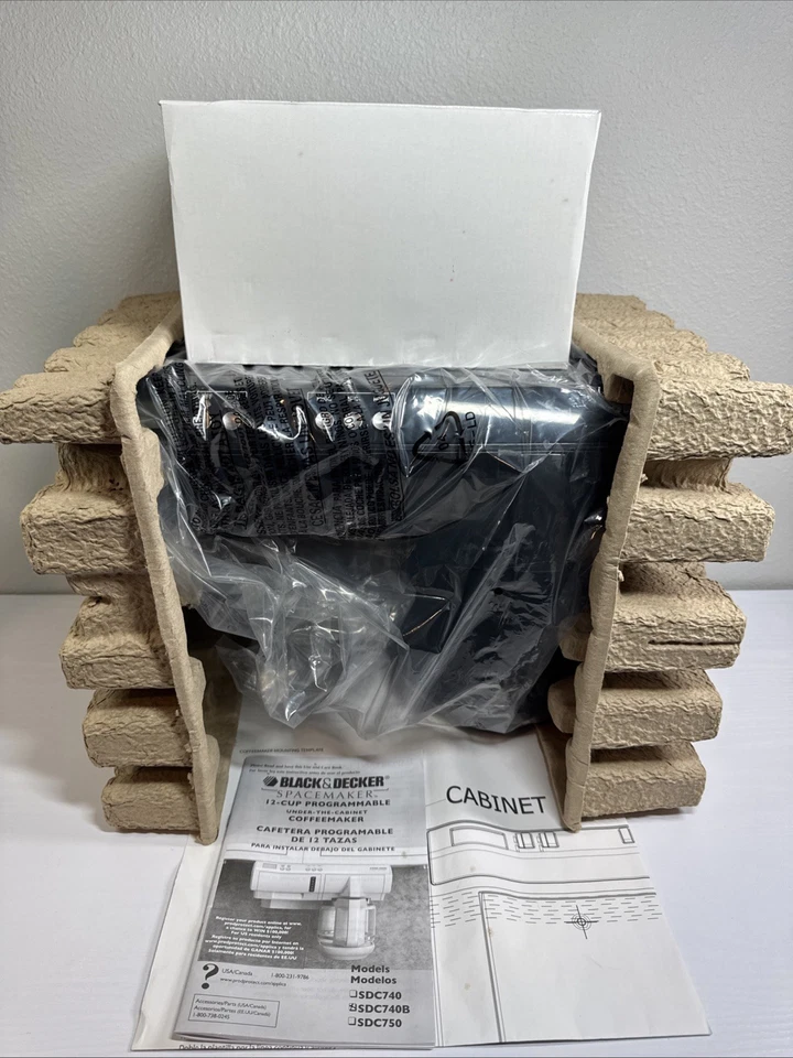 Black & Decker Spacemaker 12 Cup Under Cabinet Coffee Maker SDC740B New Open Box - Image 2 of 4