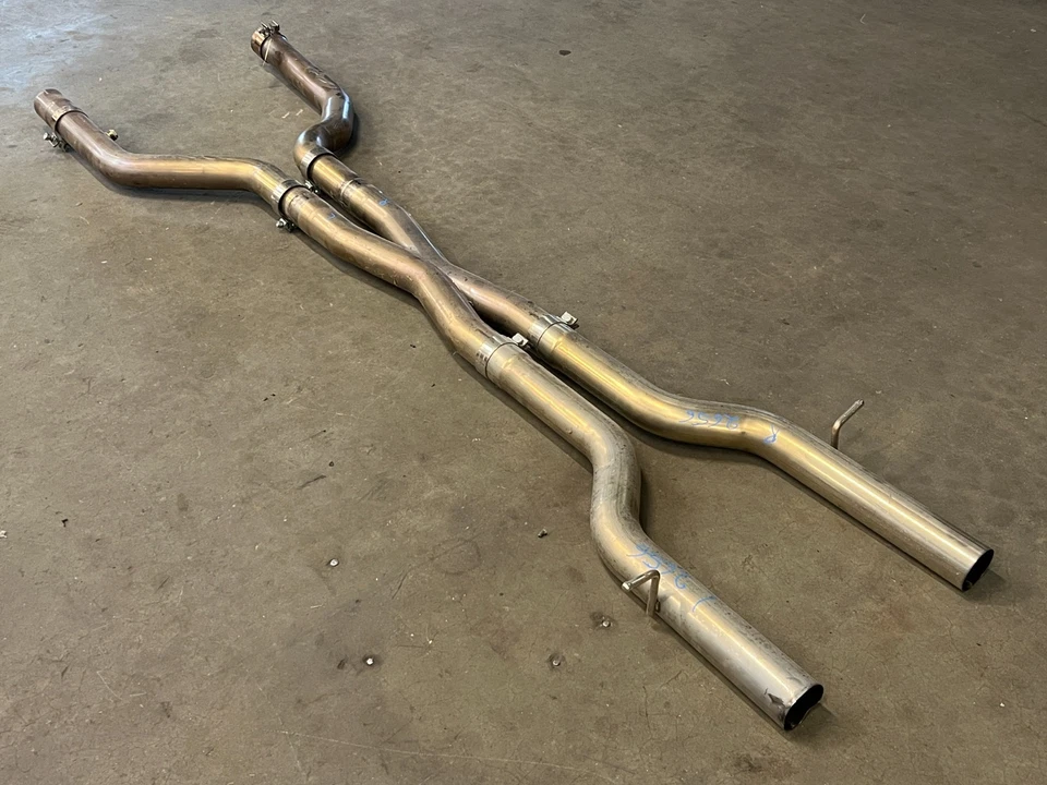 ⭐16-18 CHEVROLET CAMARO SS UNDERCARRIAGE EXHAUST MUFFLER ASSEMBLY OEM LOT2656 Foto 3 de 4