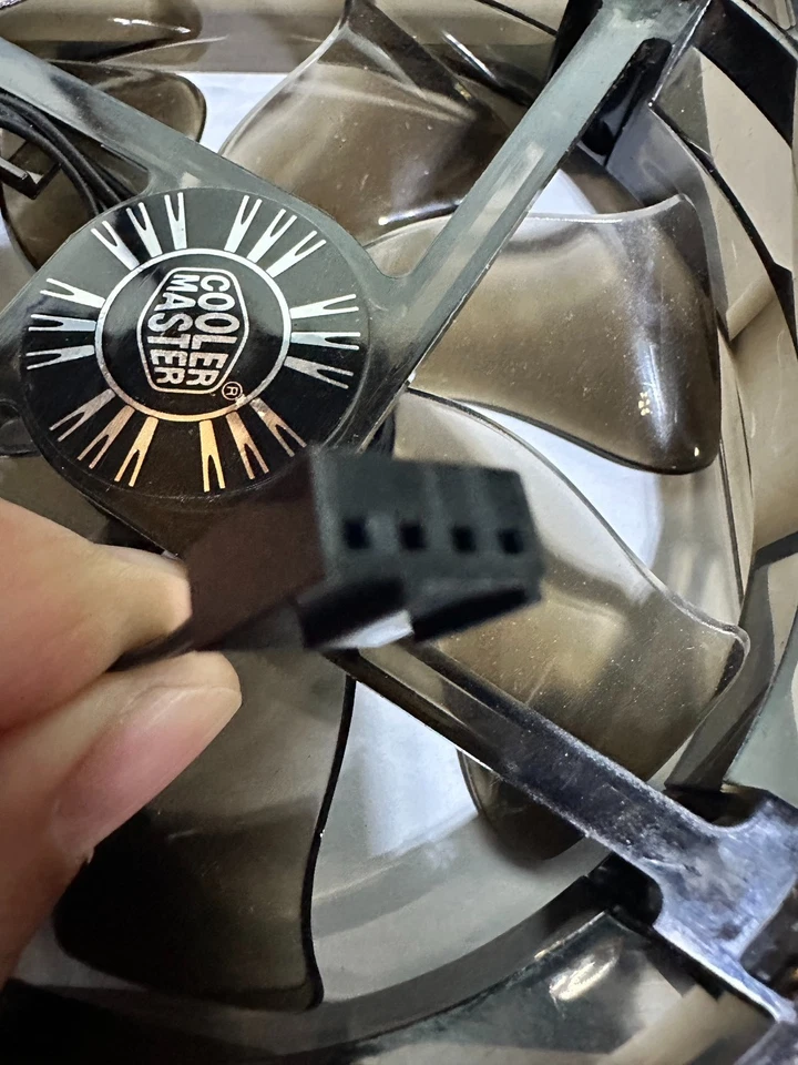 4x Cooler Master 4-Pin DC12V CPU PC Fan 120mm 2000RPM 0.7A 115CFM FA12025H12SPD - Image 4 of 4