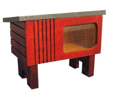 Dolls House Mahogany Rabbit Hutch Miniature Garden Pet Accessory 1:12 Scale