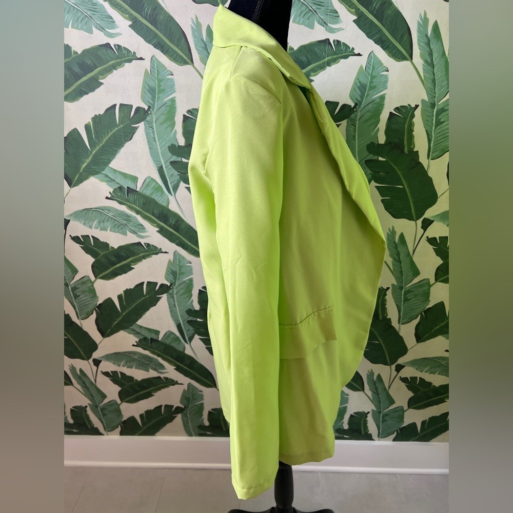 Prettylittlething Lime Green Basic Button Sleeve … - image 8