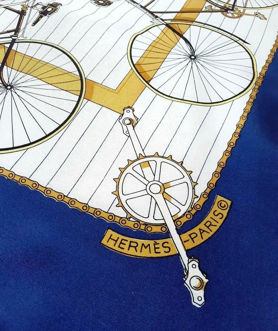 Hermes LES BECANES Long Silk Scarf White Blue 30cmx180cm Authentic Rare image 4