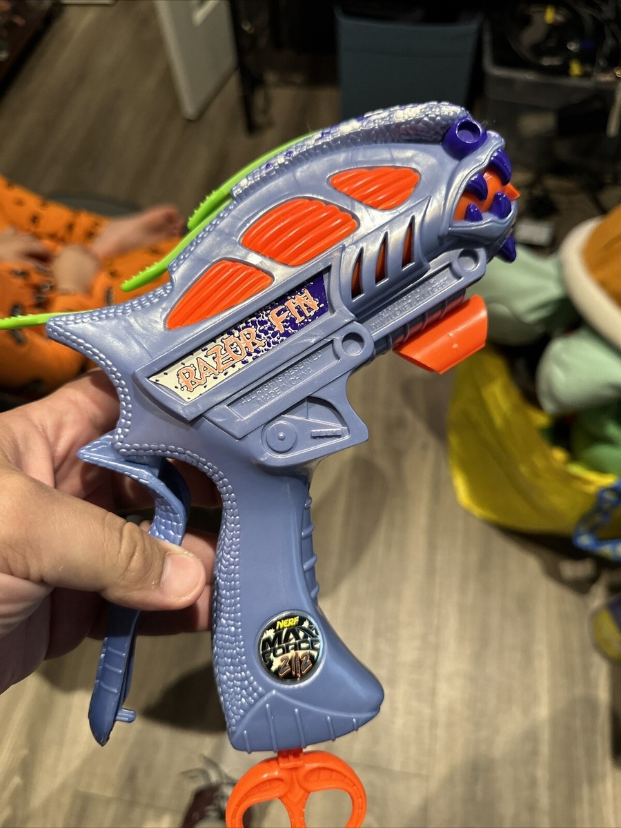 RARE Vintage Nerf Max Force 2112 Razor Fin 1996 Hasbro Mega Dart