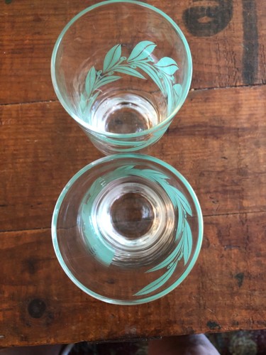 VINTAGE RETRO GLASSES LEAF & BERRY SET OF 4 - Picture 5 of 7