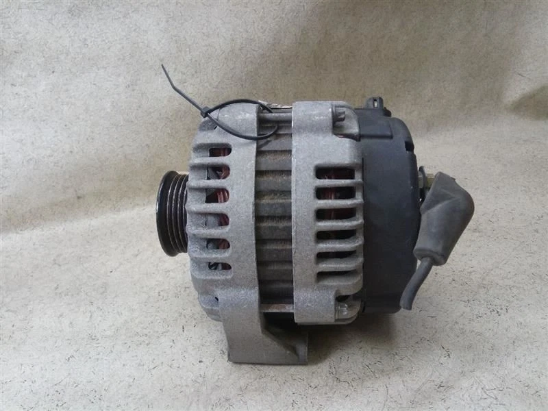 Alternador usado Reman para camioneta Chevrolet 01-02 GC4-186806 Foto 4 de 4