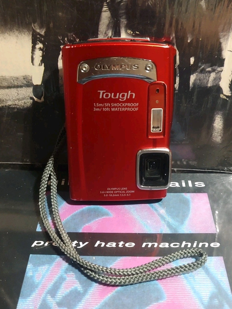 Olympus Tough TG-310 14MP Waterproof Shockproof Digital Camera As Is Untested