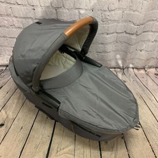 Mutsy Evo Carrycot Pram Body Grey
