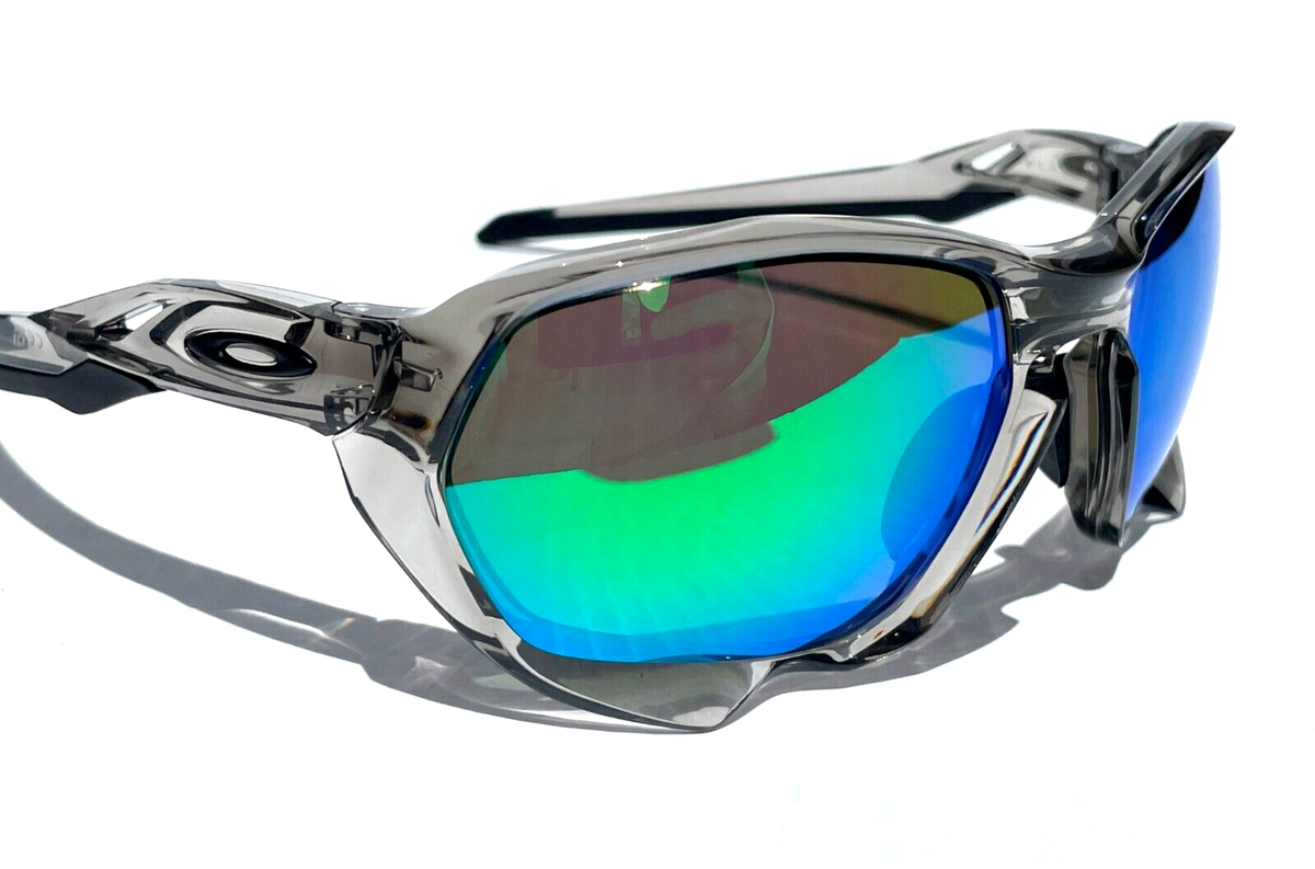 NEW Oakley PLAZMA Grey Smoke w POLARIZED Galaxy Jade Mirror NEW Oakley PLAZMA Grey Smoke w POLARIZED Galaxy Jade Mirror