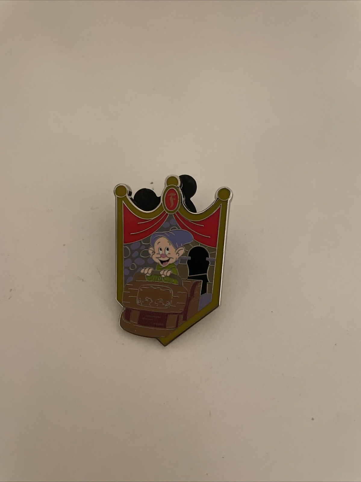 disney pins