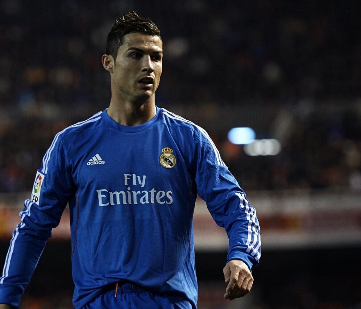 Real Madrid Ronaldo # 7 2013/14 Away Official Player Name Real Madrid Ronaldo # 7 2013/14 Away Official Player Name