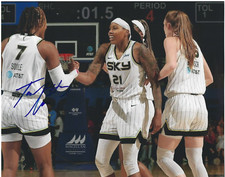 TAYLOR SOULE Signed 8 x 10 Photo WNBA Basketball CHICAGO SKY Virginia Tech