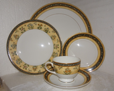 Wedgwood India 5 Piece Place Setting Dinner Salad Bread Plate Cup 