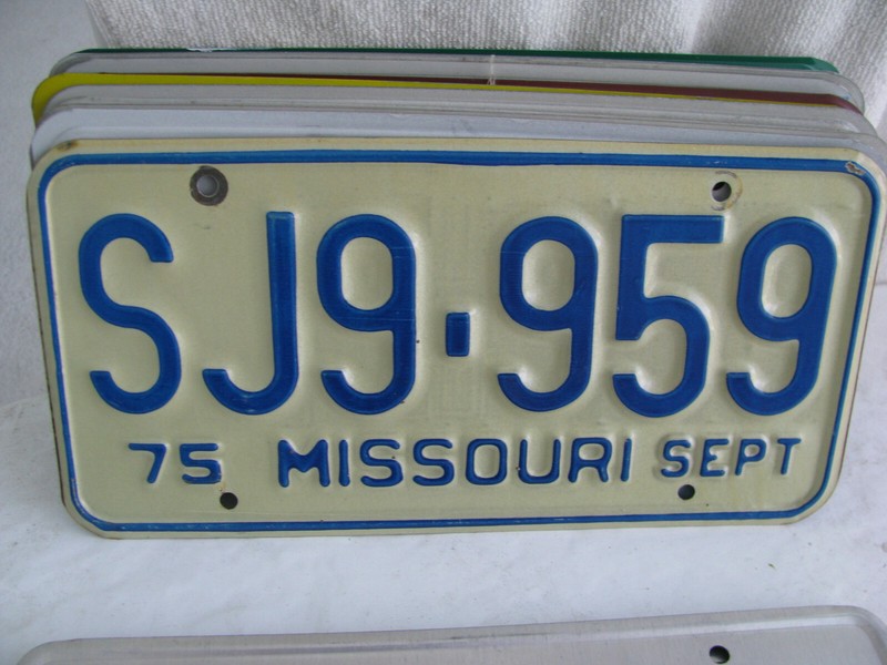 license plate-  Missouri - more than 3 years old