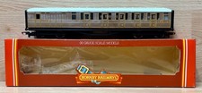 Hornby 'OO' Gauge R436 L.N.E.R. Teak Composite Brake End Coach 4237 Boxed.