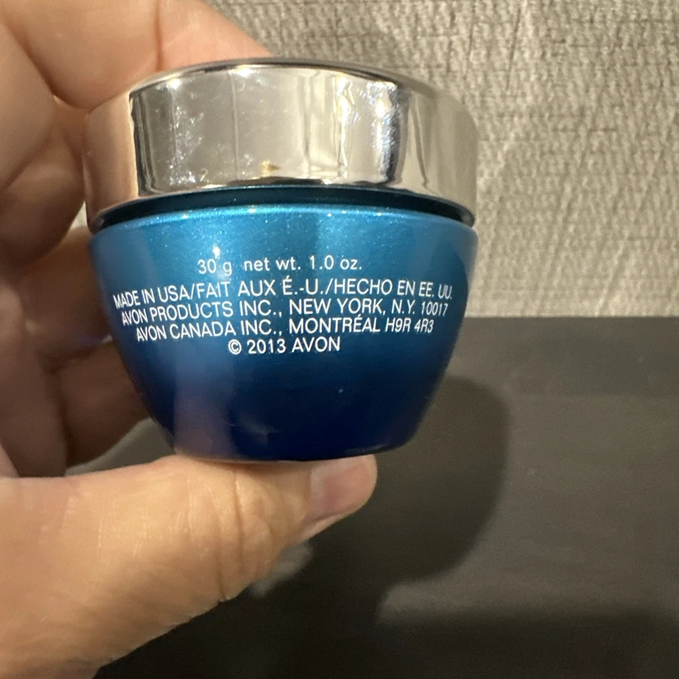 AVON Anew Clinical SKINVINCIBLE Recovery Face Cream-Old Stock - Image 3 of 4