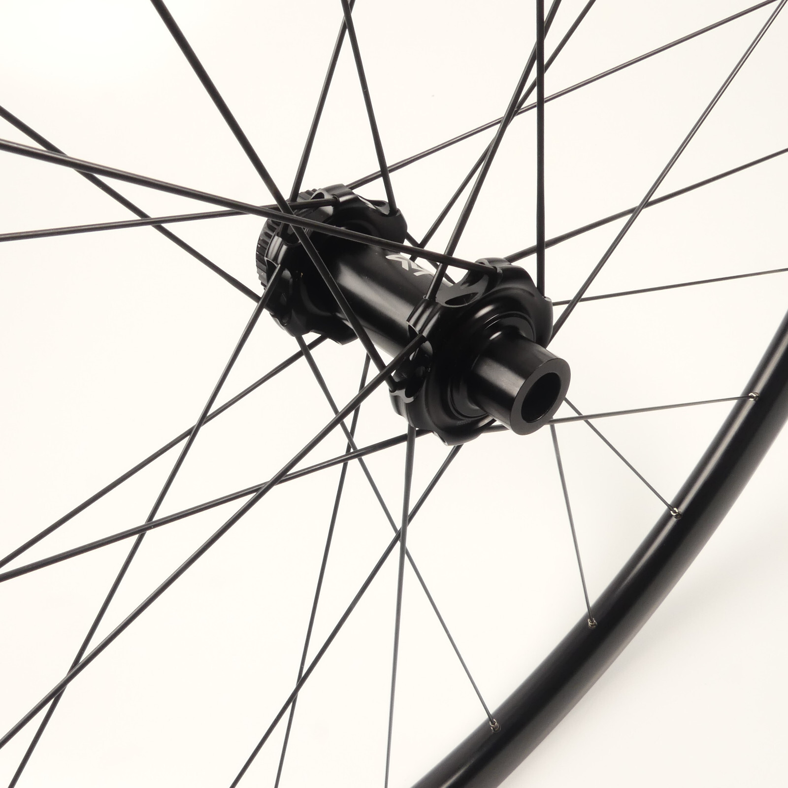 Ruota anteriore Newmen Performance 32 Road 29" foto 3