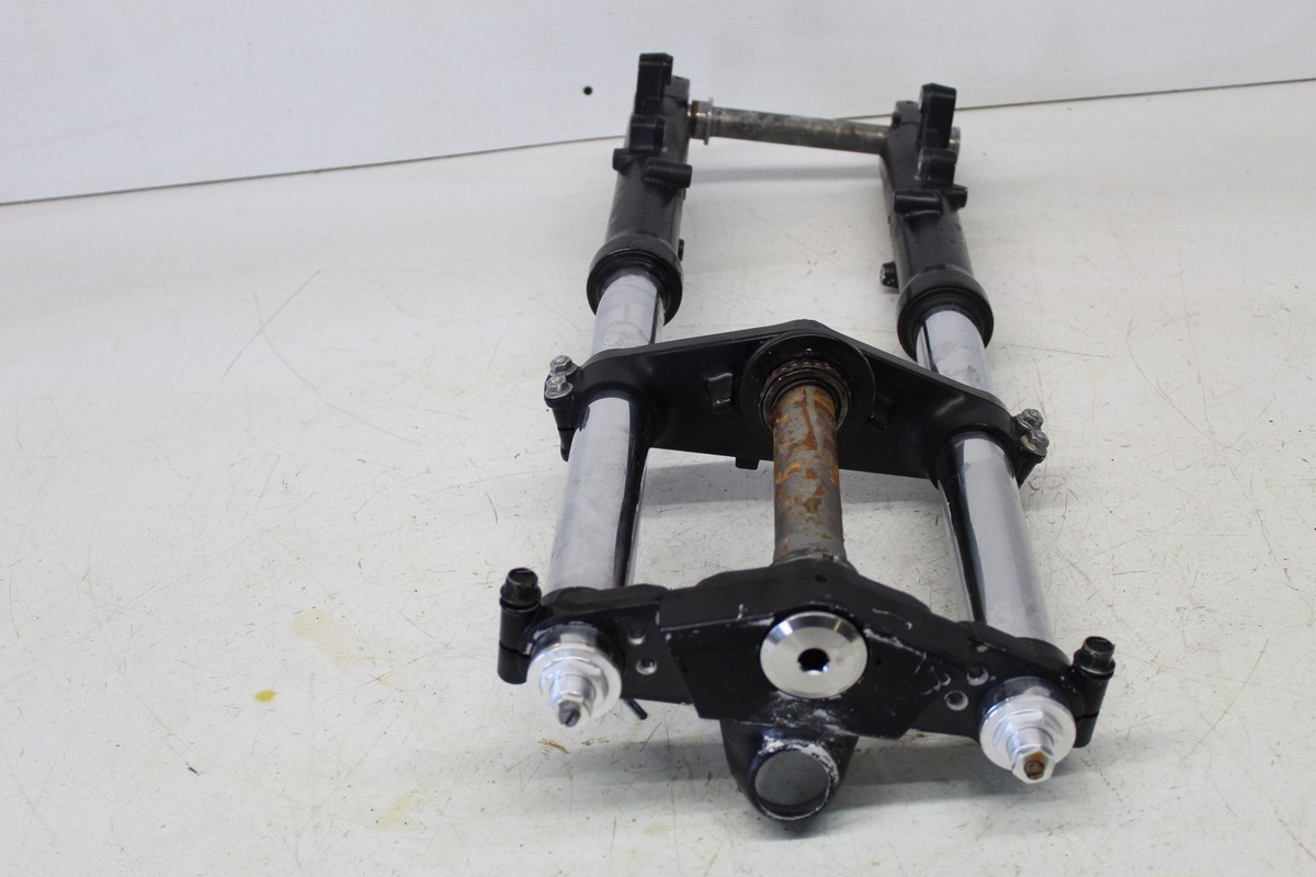 93-01 KAWASAKI NINJA ZX11 FRONT END FORKS TRIPLE TREE CLAMP