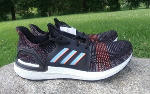 ultraboost 19 multicolor