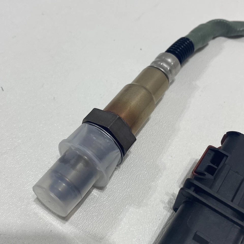 VALEO Lambda Sensor For AUDI A4 A8 Q7 SKODA Superb I VW Amarok 01-22 57906262 Foto 2 de 4