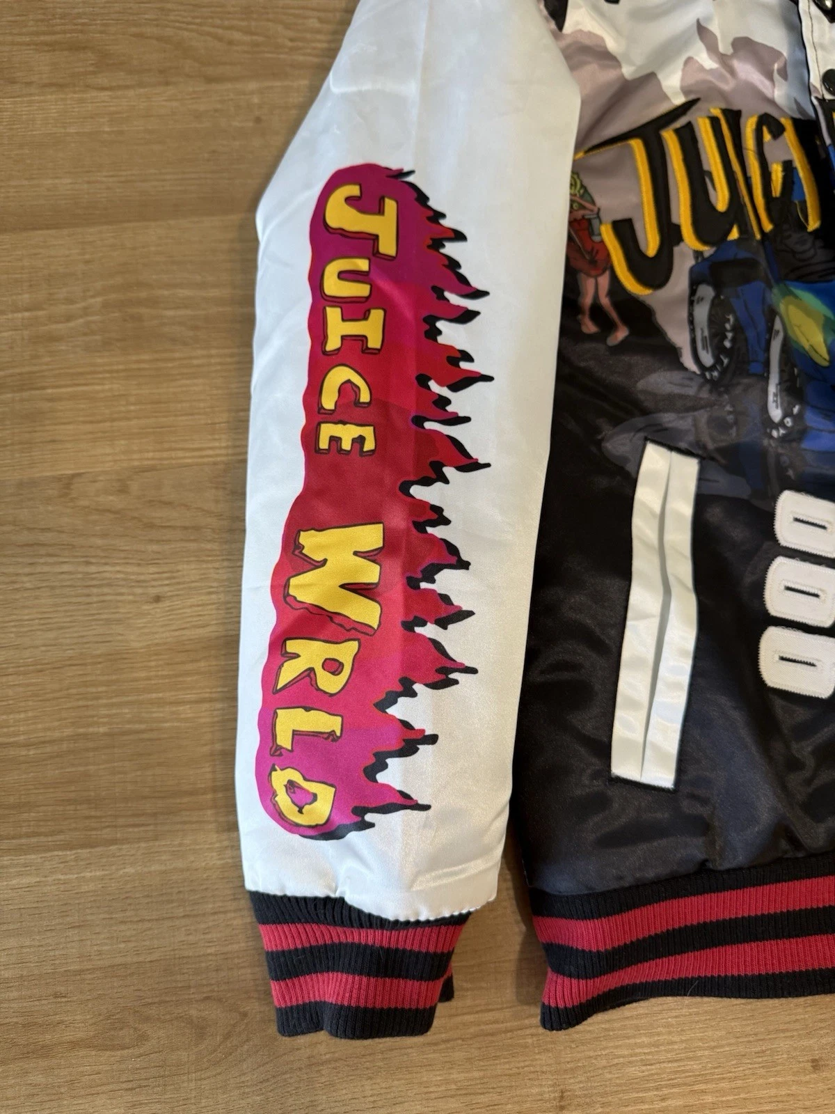 Headgear Classics Juice WRLD Goodbye & Good Riddance Satin Bomber Jacket Size L - product detail image 2