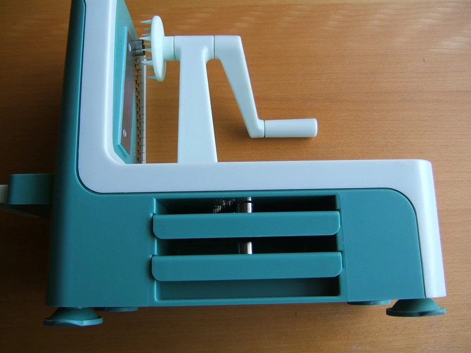 Gemüsereibemaschine  Gemüsehobel Lurch Johann Lafer  3 Einsätze - Bild 4 von 4