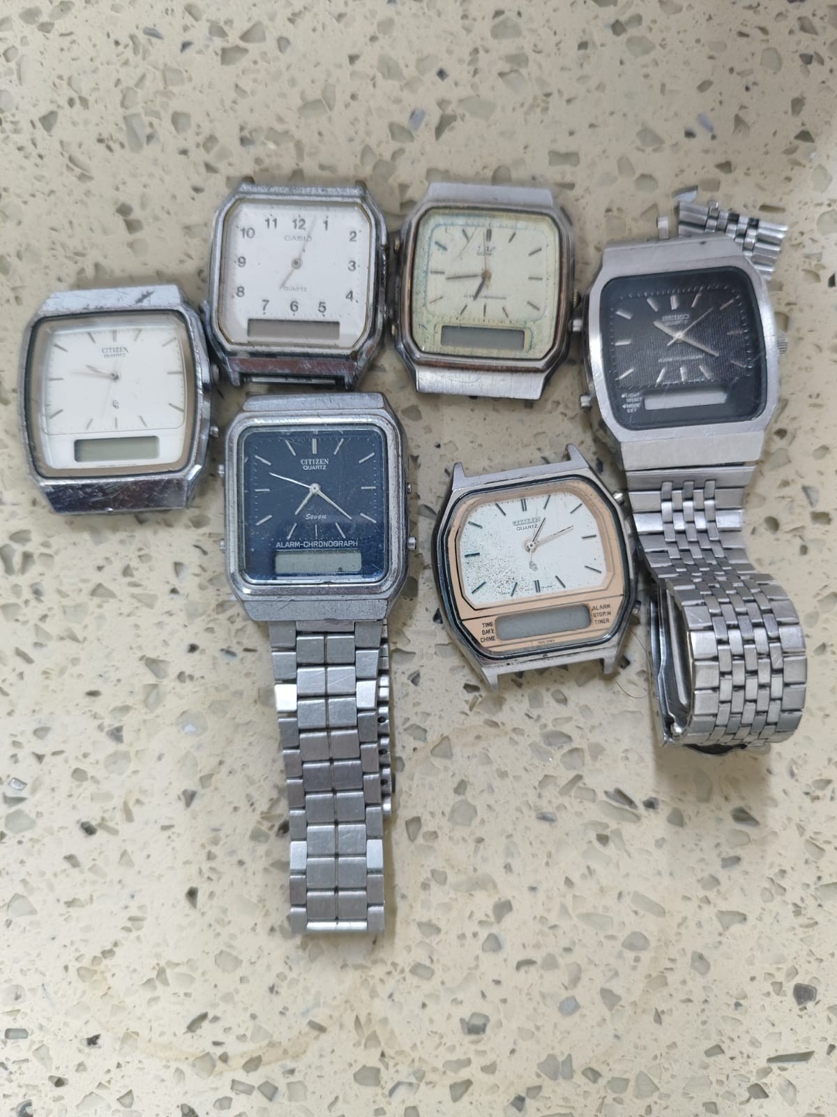 Lot Vintage Watch Anlog/ Digt Seiko citizen /Casio Not Work  Not Tested For part
