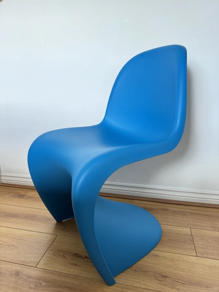Vitra Panton Chair, photo 3 of 5