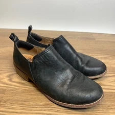 Sofft Women's Size 8M Classic Shootie Naisbury Black Slip On Heeled