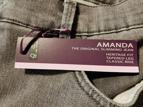 Gloria Vanderbilt Amanda Jeans Gray Dize 18 Short NWT - Picture 3 of 6