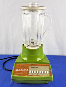 Nice Vintage Waring Nova II Series Blender 8 Button Avocado Green MCM