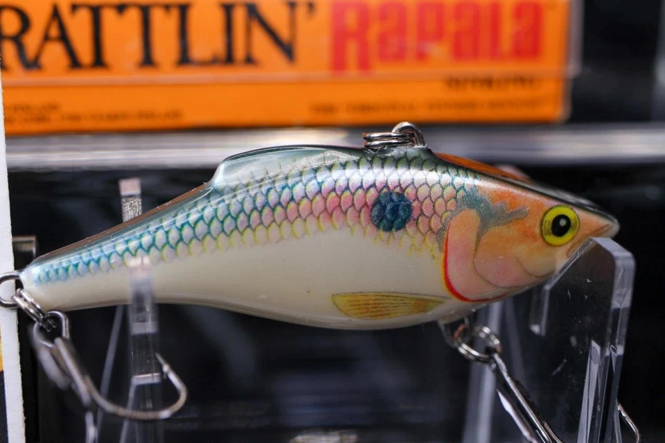 IN BOX - LIMITED EDITION RNR-7 FISHING LURE scot forge prof.nage variable shad 2 - Image 4 of 4