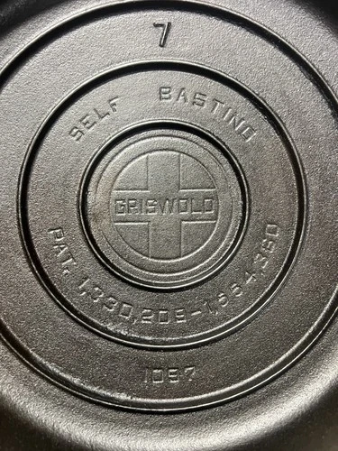 Vintage Griswold Cast Iron Lid #7 Self-Basting Lid Cover 1097 Skillet lid