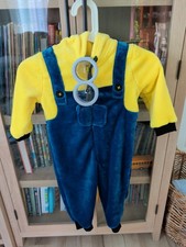 Size 3 Minion Costune with Glasses. Despicable Me. Universal Studios.
