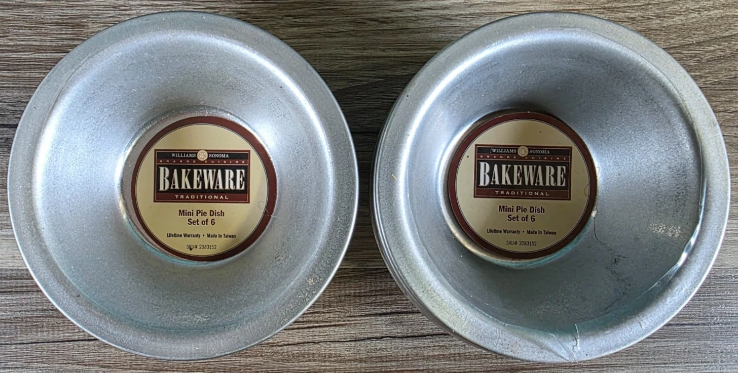 Williams Sonoma Bakeware Metal 12 Mini Pie Dishes 2 Packs of 6 4" W by 1" D NEW