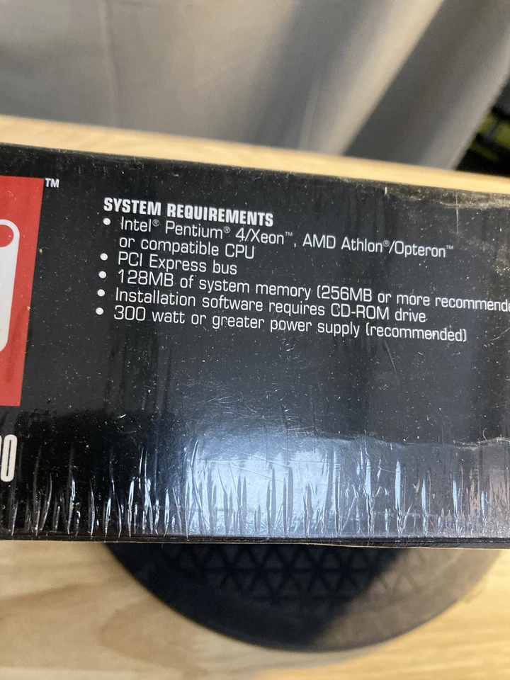 ATI FireGL V3200 PCI-e 128MB Dual DVI Video Graphics Card Sealed - Image 3 of 4