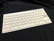 Apple Mac Keyboard A1314 Wireless Bluetooth Working or For Parts Macintosh