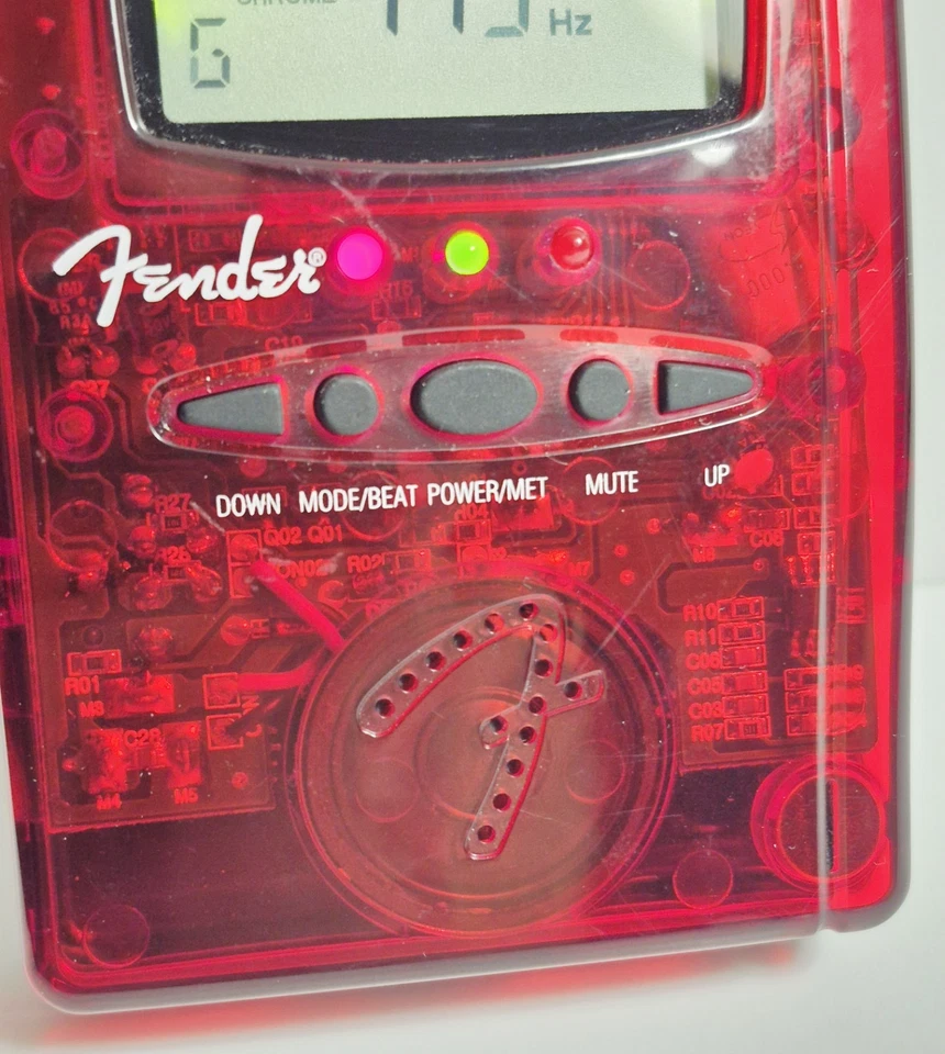 FENDER MT-1000 ROJO TRANSLÚCIDO METRÓNOMO DIGITAL Y SINTONIZADOR CROMÁTICO AUTOMÁTICO Foto 3 de 4