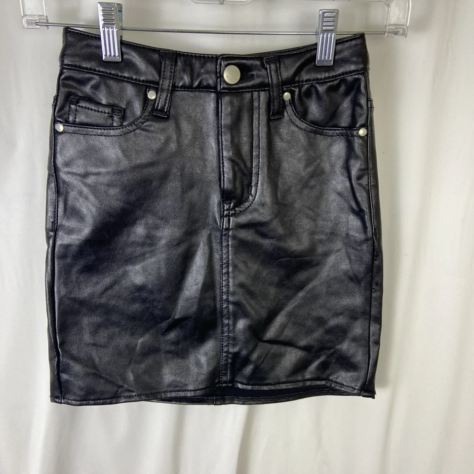 Falda Material Girl Negra Imitación Cuero Junior Talla 0 Nueva con Etiquetas $49.50 Foto 2 de 4