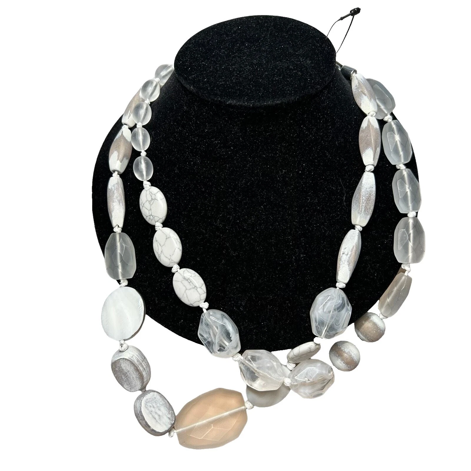 Chico's 白色时尚项链和吊坠