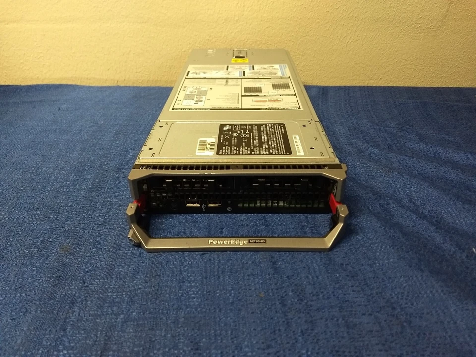 Dell PowerEdge M710HD Blade Server x2 Intel E5645 2.40GHz 144GB RAM No HDD - Image 2 of 4