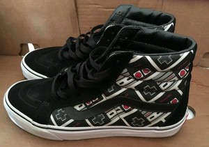 nes controller low top shoes