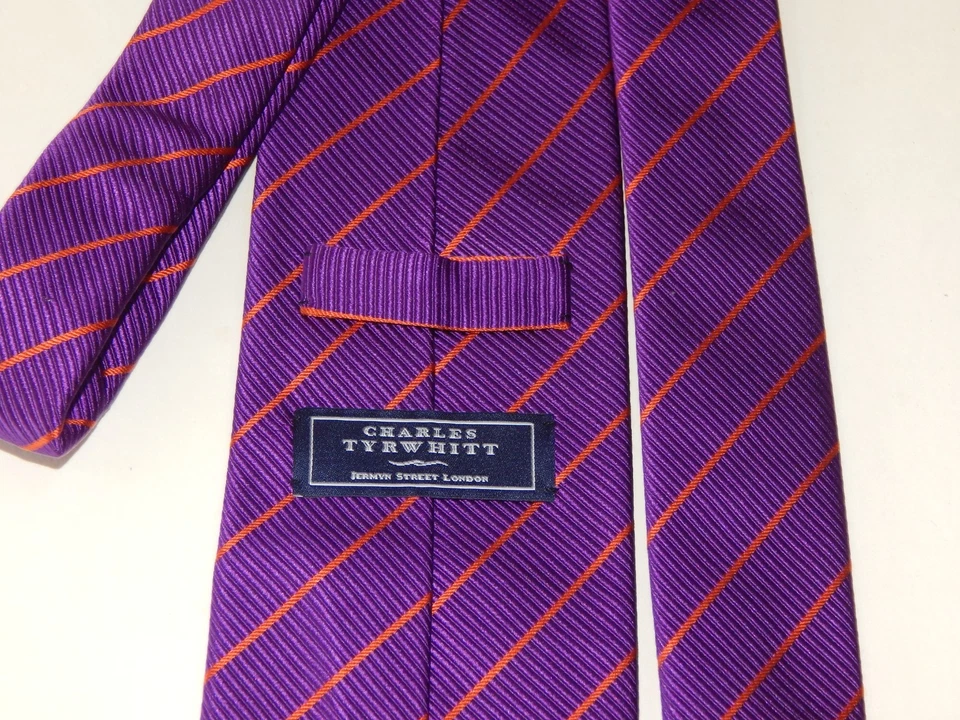 CHARLES TYRWHITT RIBBED HALLOWEEN COLORED PURPLE & ORANGE STRIPED MEN'S SILK TIE - Image 2 of 4